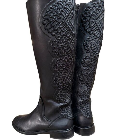 GIANNI BINI Women’s Sz 5.5 M Knee High Leather Boots Beautifully Embroidered - Picture 5 of 6